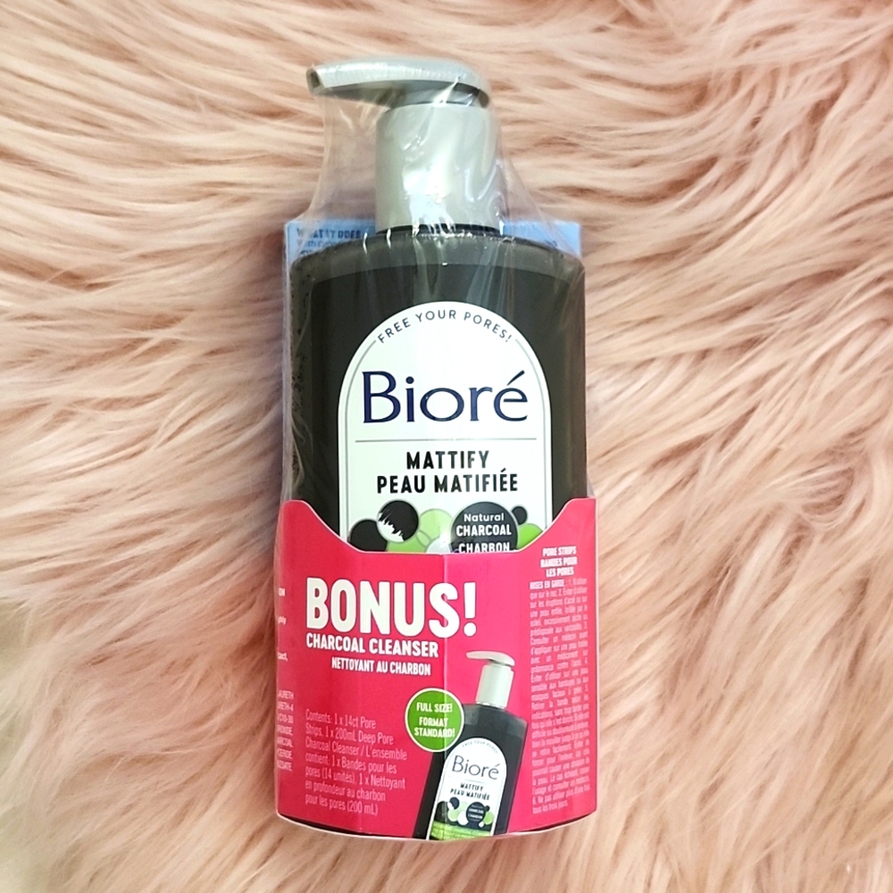 Brand New BIORE BONUS CHARCOAL CLEANSER & PORE STRIPS